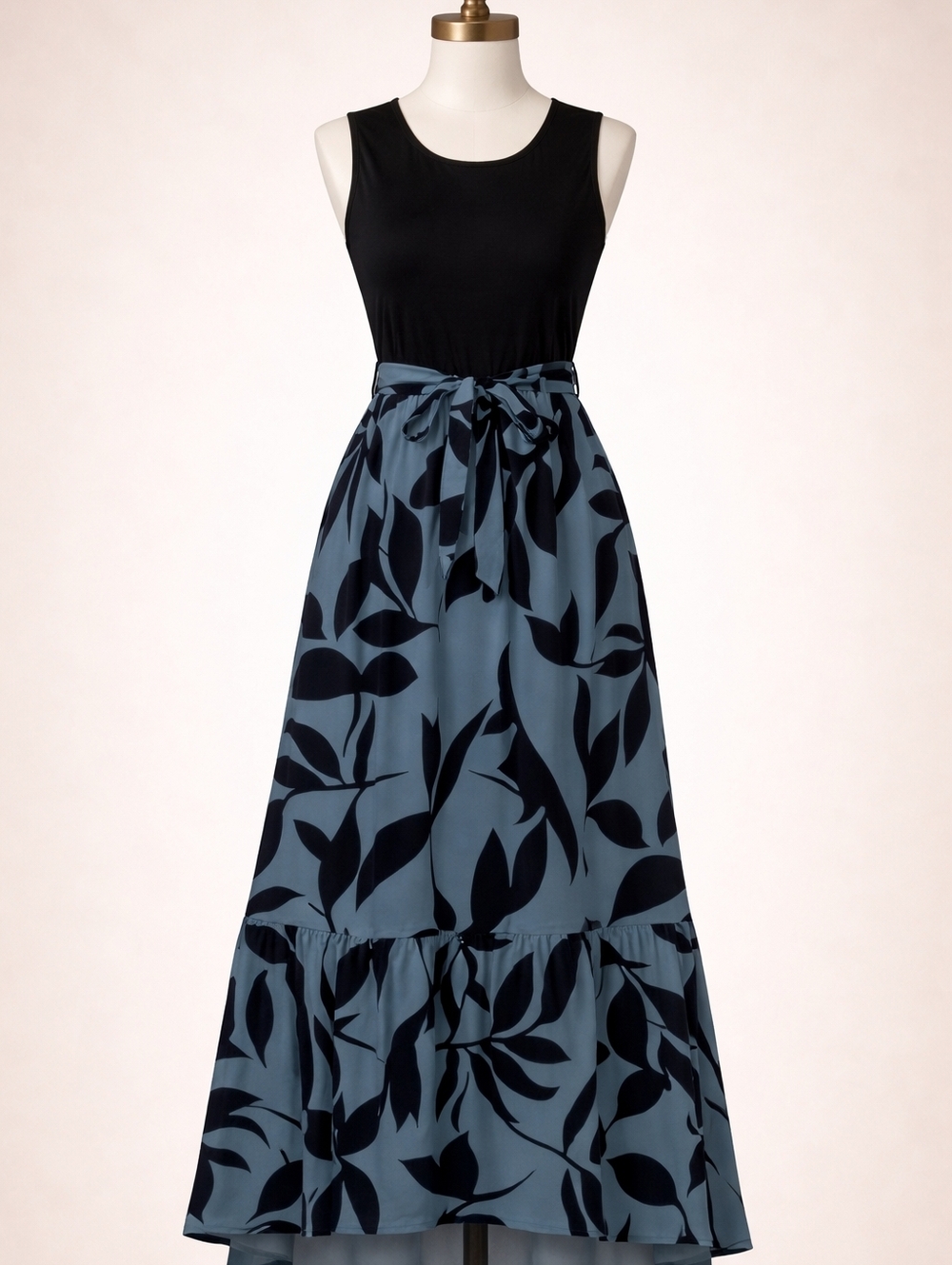 SHEIN Black and Blue Floral A-Line Skirt